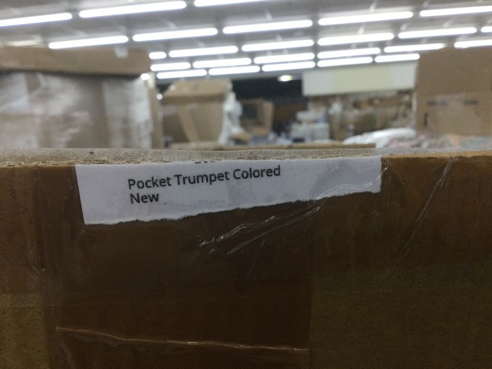 Pocket Trumpet - Paint Peeling on Inside - Image 5 - Lot 522