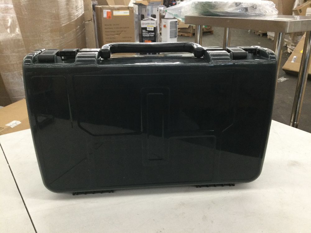 Battery Organizer Storage Case with Battery Charger - Image 1 - Lot 529