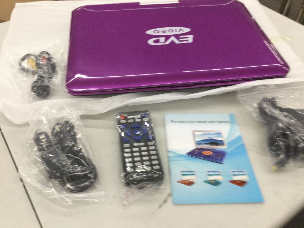 JEKERO 16.9" Portable DVD Player with Swivel Screen - Image 3 - Lot 253