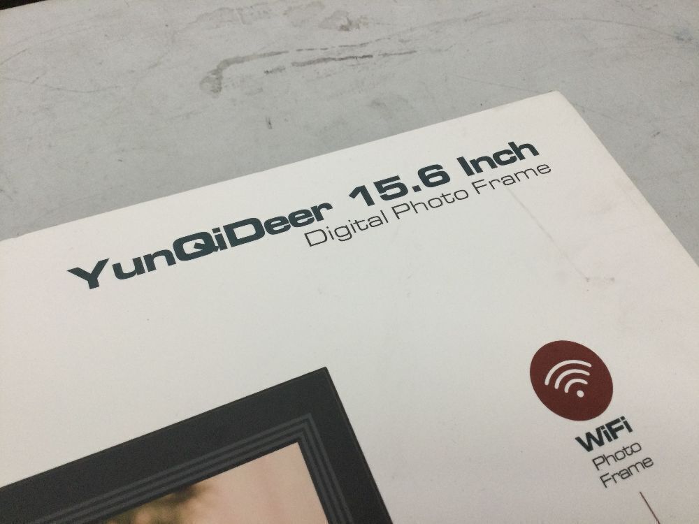 FRAMEO 15.6inch Digital Photo Frame with 1920 * 1080 IPS Touch Screen HD Disply, Built-in 32GB Storage - Image 2 - Lot 258