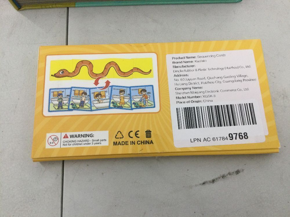 Poke-A-Dot Wild Wheels on the Bus Safari Book & 5-Scene Sequencing Cards - Spine Damaged on Book - Image 3 - Lot 260