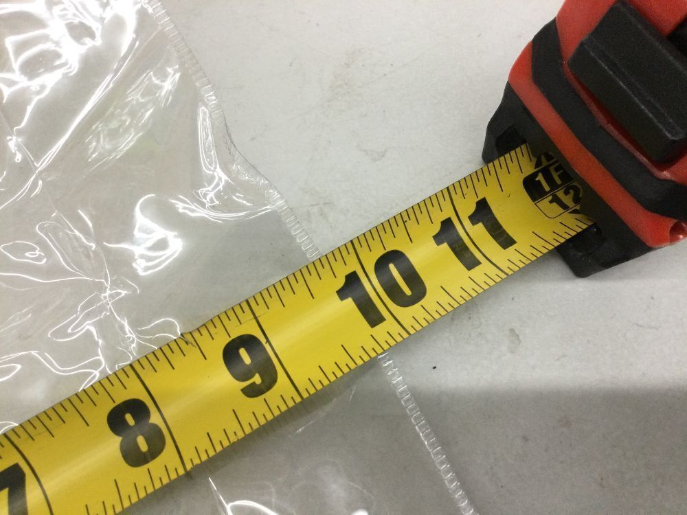 Lot of (16) Clear Plastic Tote Bags - Image 2 - Lot 530