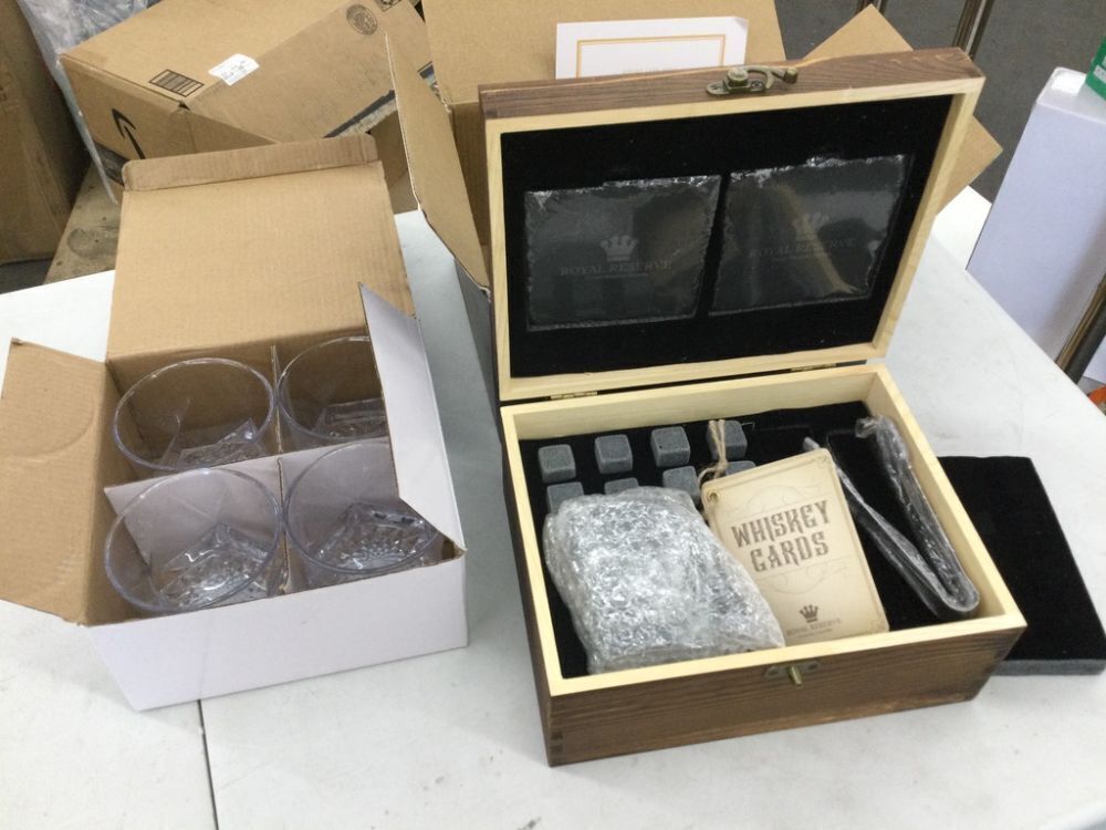 Royal Reserve Whisky Glass Set (Missing 1 Glass) & Plastic LED Whisky Glasses, 4 Pack - Image 1 - Lot 353