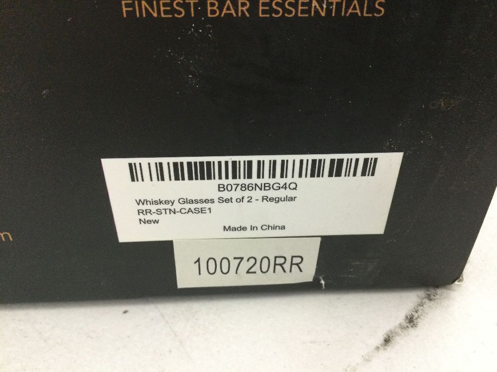 Royal Reserve Whisky Glass Set (Missing 1 Glass) & Plastic LED Whisky Glasses, 4 Pack - Image 6 - Lot 353