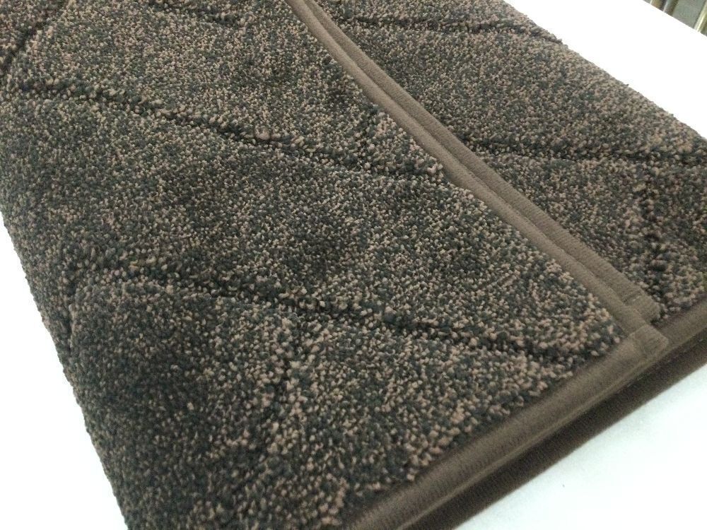 Brown Rug, Approx 2.5' x 4' - Image 2 - Lot 357