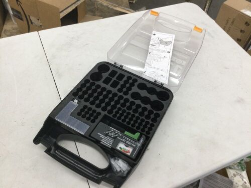 Amazon Basics Battery Organizer with Battery Tester - Lot 455