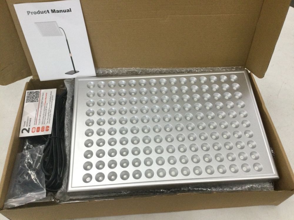 i-Venoya Infrared Light Therpay Panel Lamp with Stand - Image 3 - Lot 559