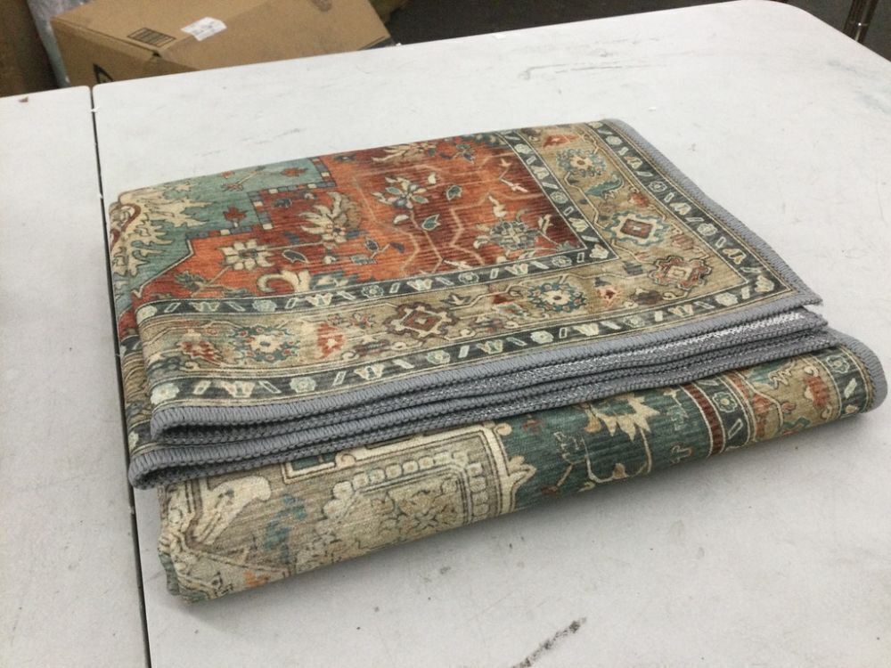 Runner Rug 2' x 5' - Image 1 - Lot 656