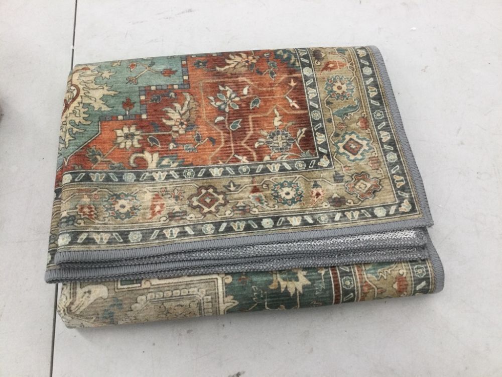 Runner Rug 2' x 5' - Image 3 - Lot 656