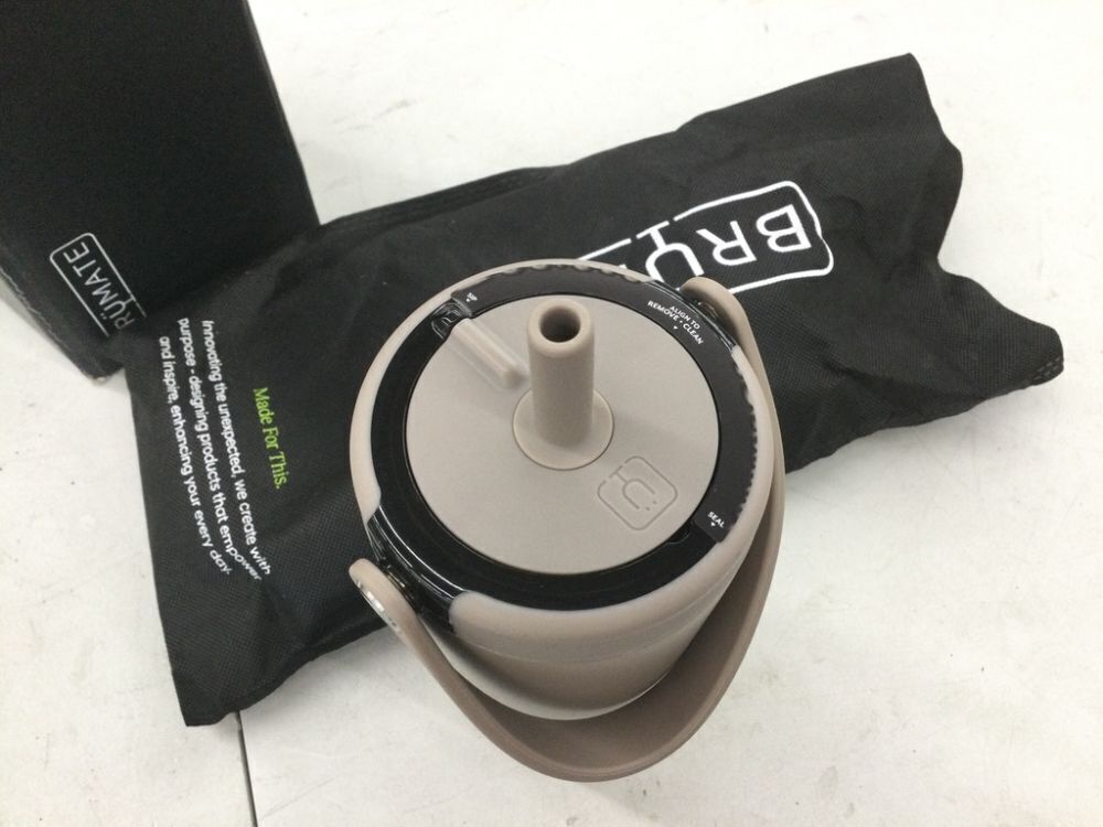 BrüMate Resa 25oz 100% Leakproof Travel Tumbler with Handle & Straw - Image 4 - Lot 404