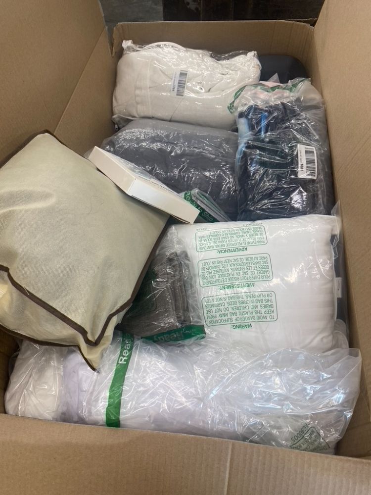 (2) Coffin Boxes of Pillows, Bedding & Misc Household Linens - Uninspected - Image 3 - Lot 409