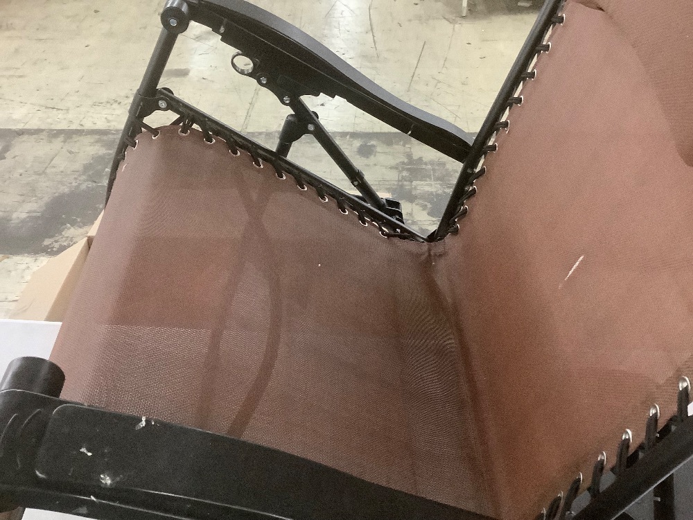 Oversized Reclining Zero Gravity Chair Lounger w/ Cup Holder, Pillow - Image 5 - Lot 183