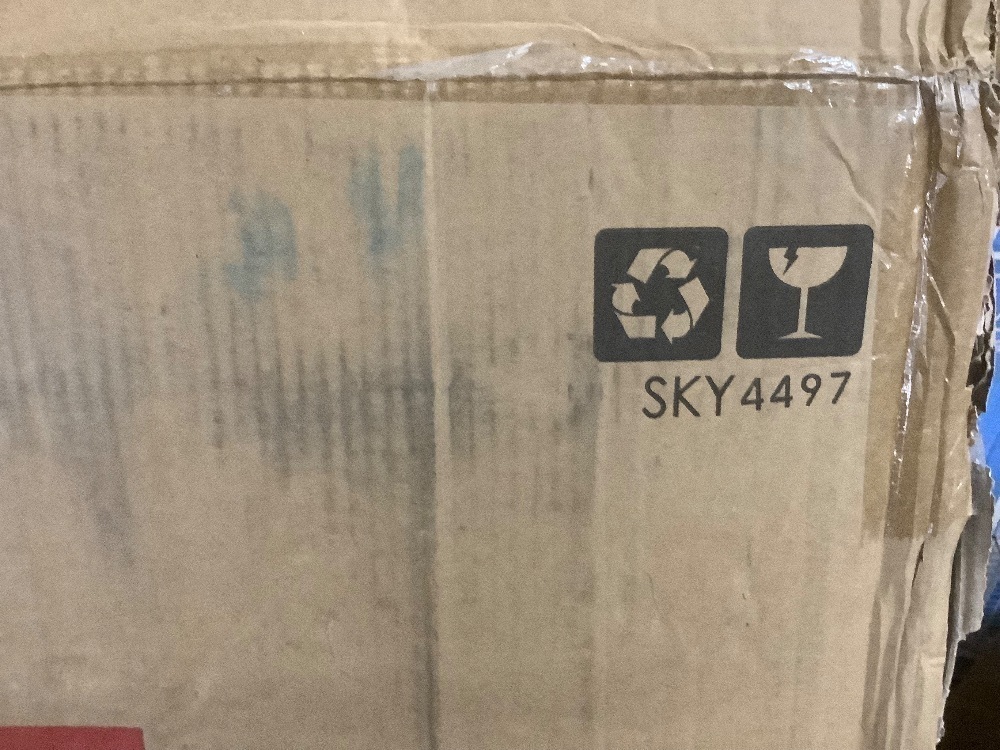 Oversized Reclining Zero Gravity Chair Lounger w/ Cup Holder, Pillow - Image 6 - Lot 183