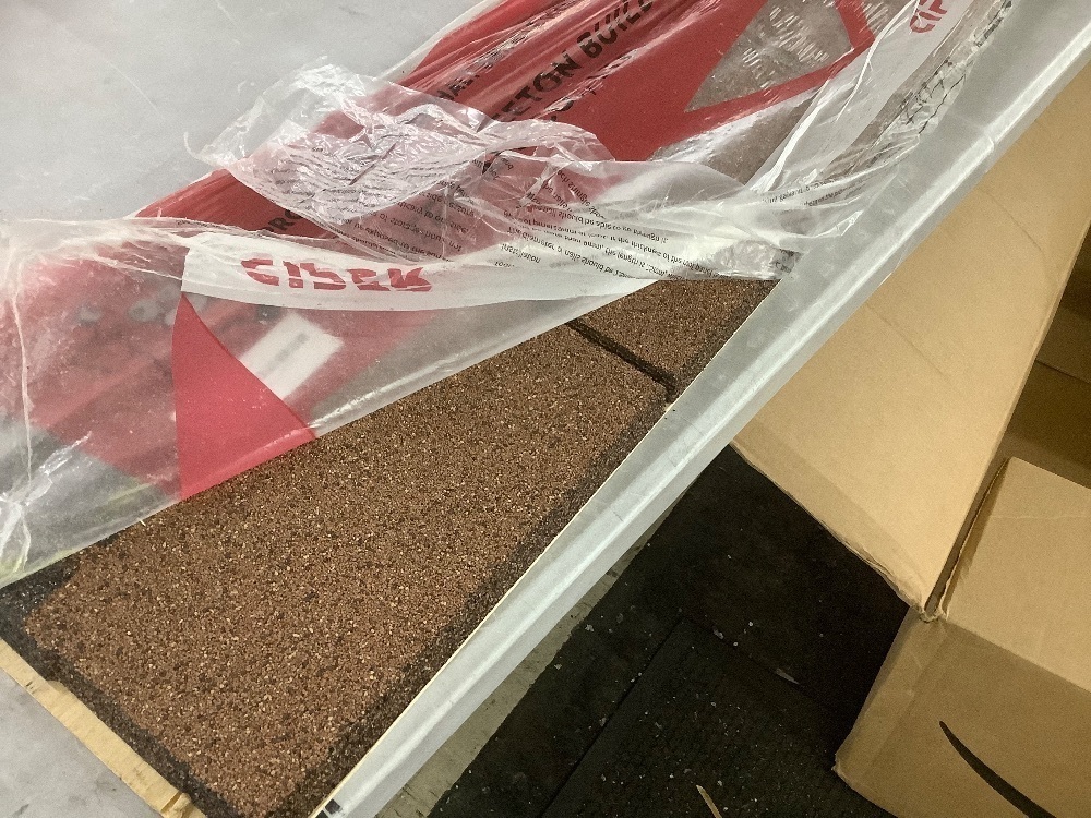 CIPER Asphalt Roofing Shingles 3-Tab 8-Pack 39.4" x 13.1" - Image 3 - Lot 185