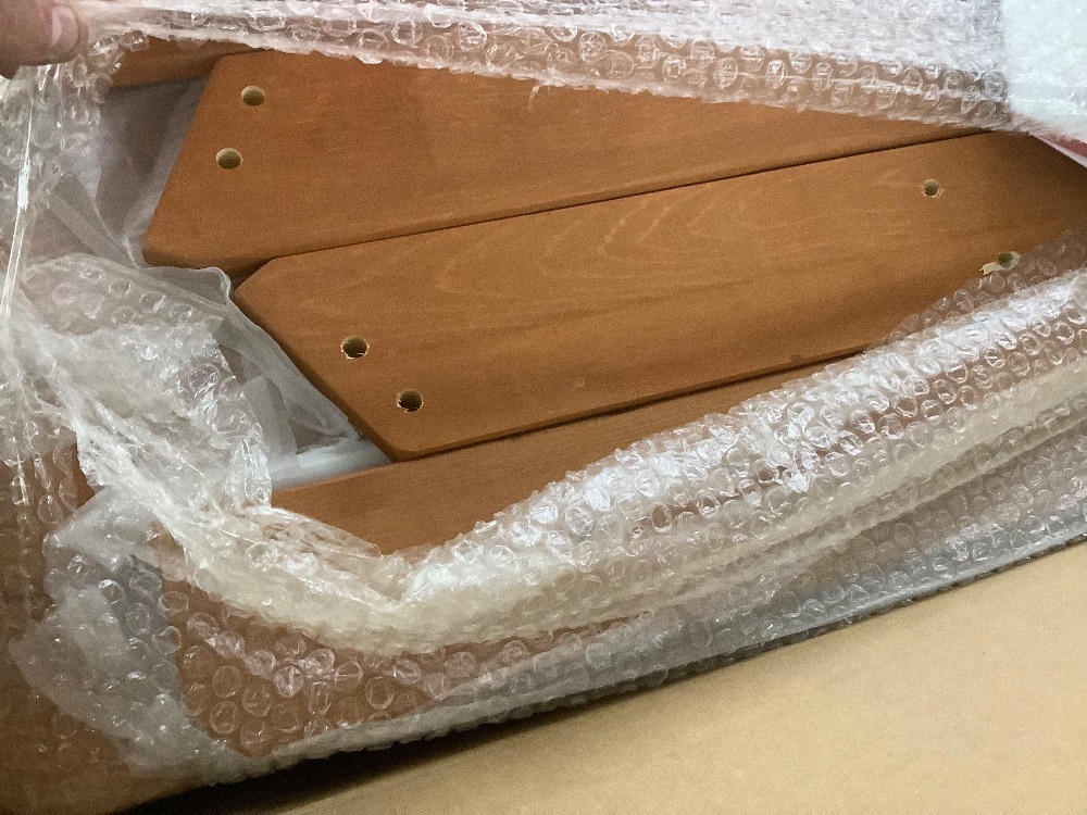 3-in-1 Kids Sand & Water Table Outdoor Wood Picnic Table w/ Umbrella - Image 4 - Lot 285