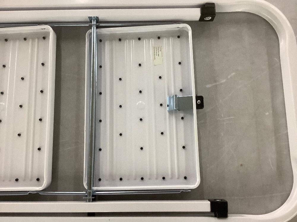 Folding Steel 4-Step Ladder w/ Hand Rail, Wide Steps, 330lbs Capacity - Image 3 - Lot 290