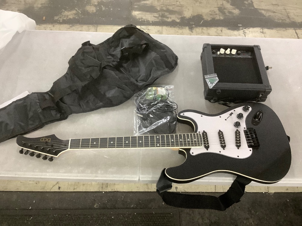 Beginner Electric Guitar Kit w/ Case, 10W Amp, Tremolo Bar - 39in - Image 1 - Lot 692