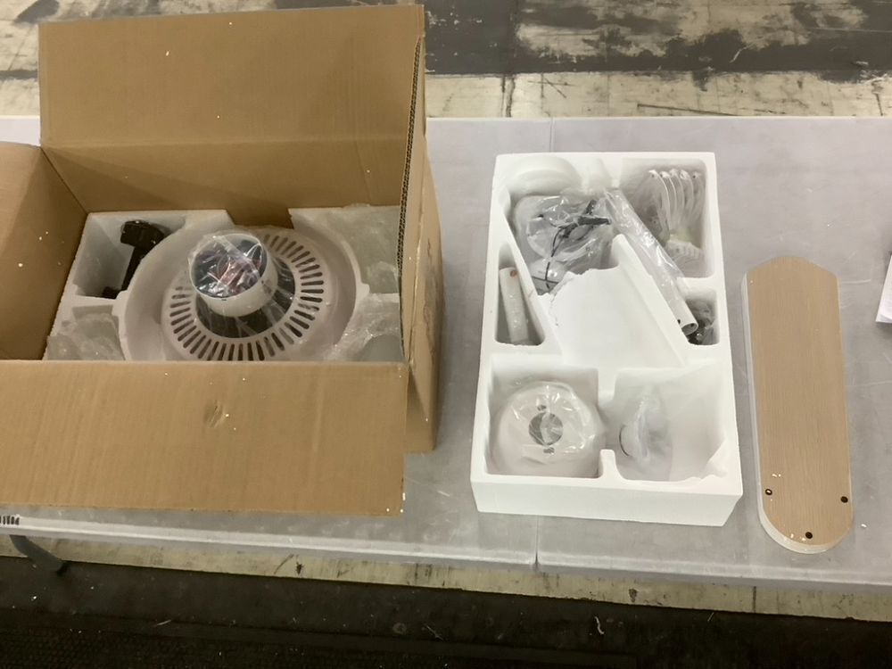 TWLITE 42" Indoor Ceiling Fan with Pull-Chain and Three LED Light Bulbs Base - Image 2 - Lot 681