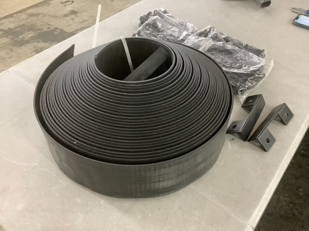 Landscape Edging - Image 2 - Lot 689