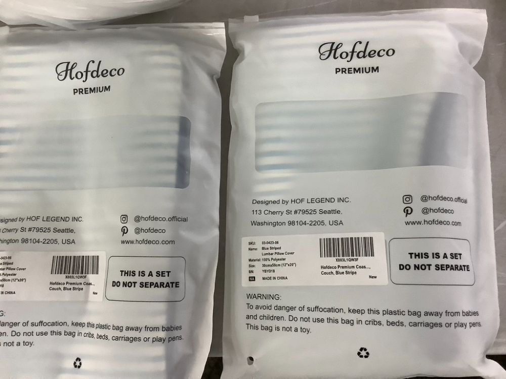 Lot of (4) Hofdeco Premium Coastal Hampton Style Lumbar Pillow Covers, 12" x 20", Blue Stripe & Pillows - Image 4 - Lot 697