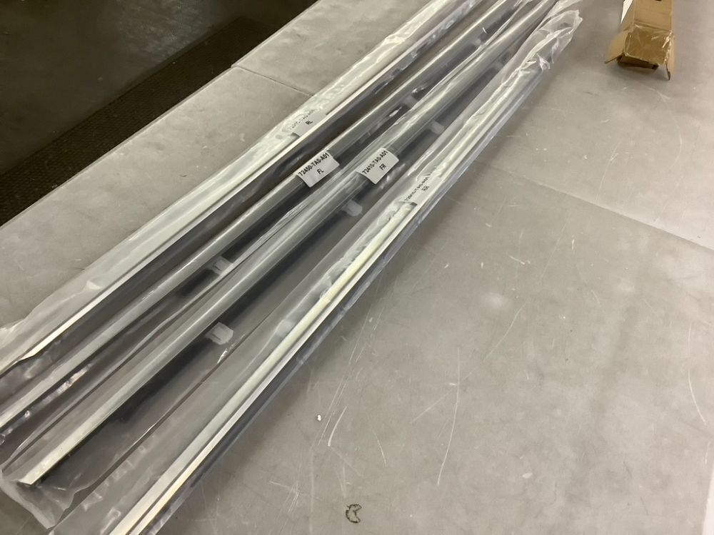 4Pcs Weatherstrip Window Moulding Trim Seal Belt Compatible with 2008-2012 Honda Accord - Image 3 - Lot 789