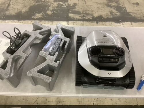 DREAME Z1 Pro Cordless Robotic Pool Cleaner - Lot 315