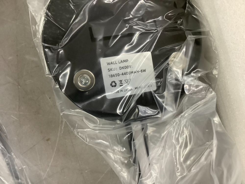 LED Wall Lights, Set of 2 - Image 2 - Lot 798