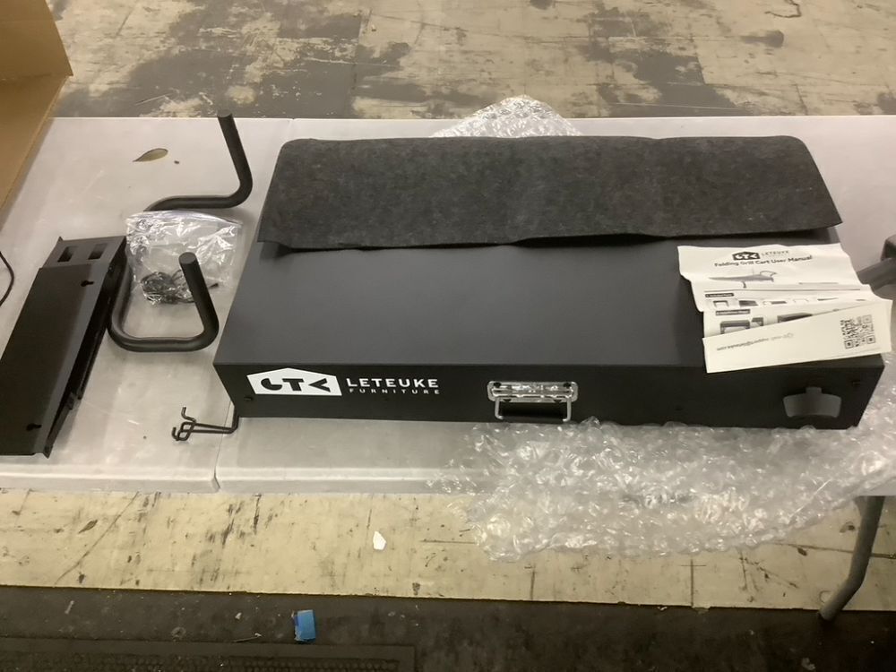 Leteuke Folding Grill Cart - Image 2 - Lot 316