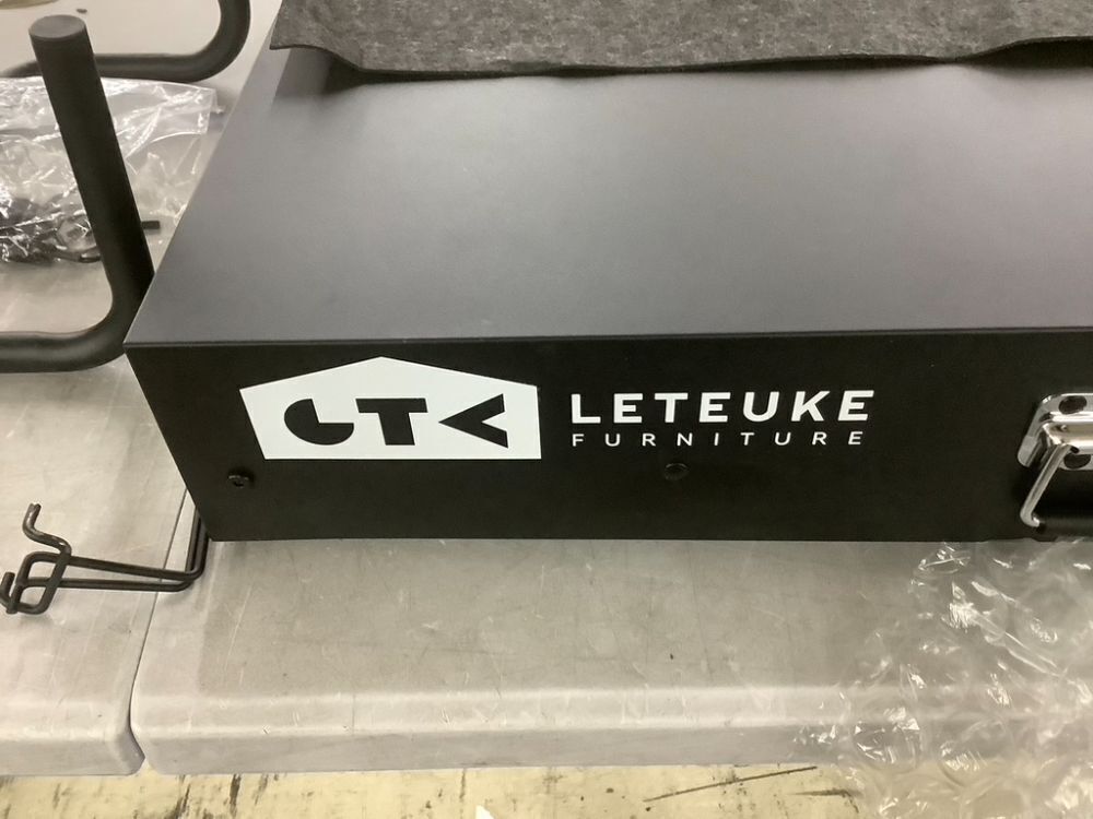 Leteuke Folding Grill Cart - Image 3 - Lot 316