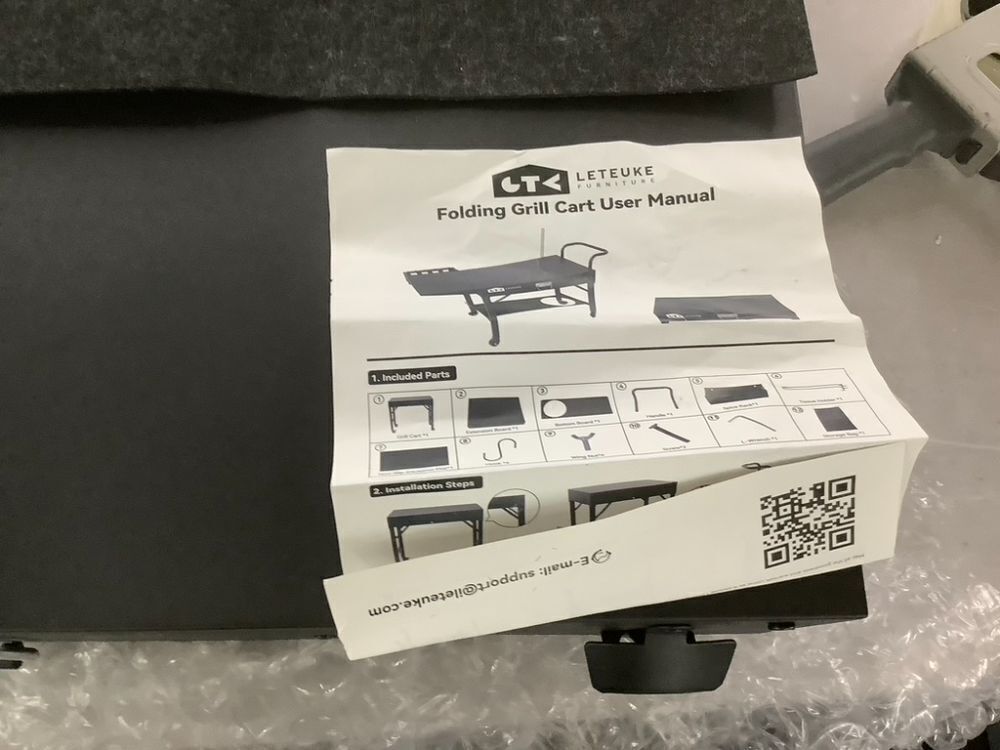 Leteuke Folding Grill Cart - Image 5 - Lot 316