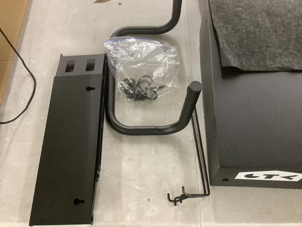 Leteuke Folding Grill Cart - Image 6 - Lot 316