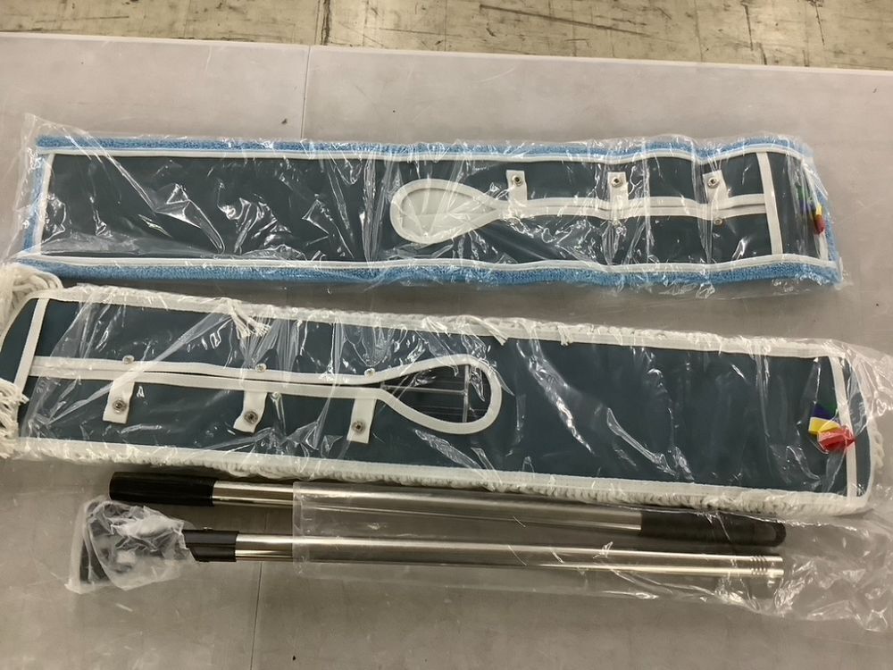 MASTERTOP Industrial Mop, Extra Large Floor Mop with Microfiber & Cotton Pad - Image 5 - Lot 610