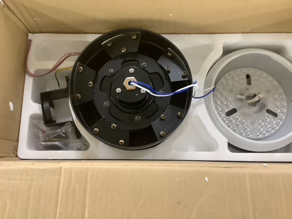 52 inch Ceiling Fan with Light - Image 6 - Lot 407