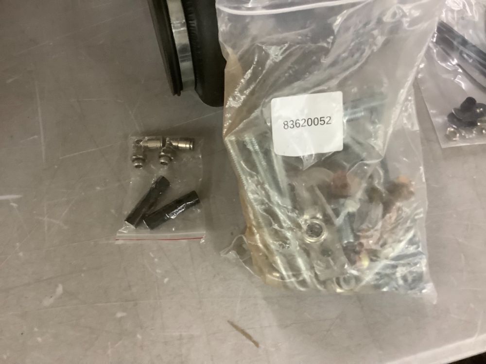 Air Bags Suspension Kit for 1969-2004 Ford F-250 F-350, 1975-1996 Ford F-150, 1994-2002 Dodge Ram 1500 2500 3500 - Image 5 - Lot 428