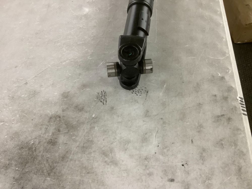 Driveshaft, Unknown Fit - Image 3 - Lot 127