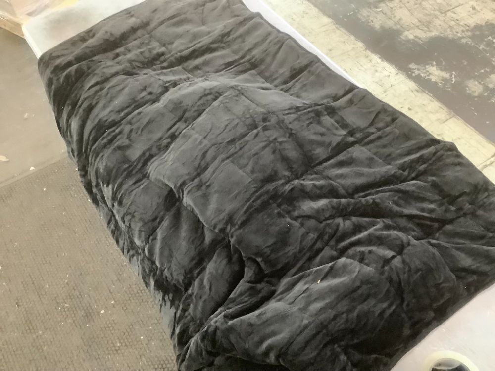 Weighted Blanket, 60" x 80", 15lb - Image 1 - Lot 328