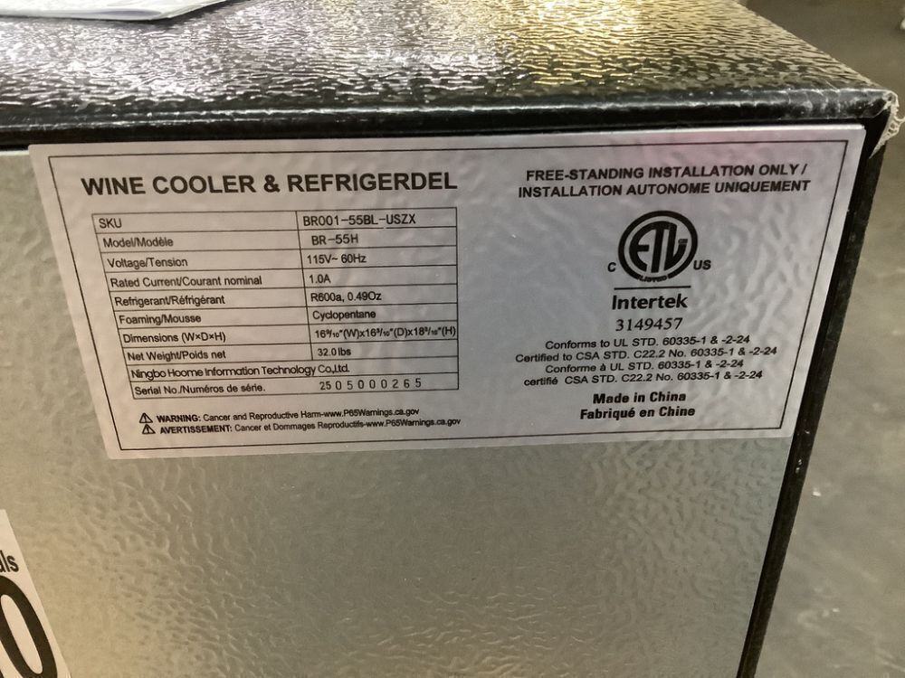 17 in. Single Zone 50-Cans Freestanding/Countertop Beverage Refrigerator Cooler Fridge in Black, Rapid Cooling - Image 6 - Lot 71JF