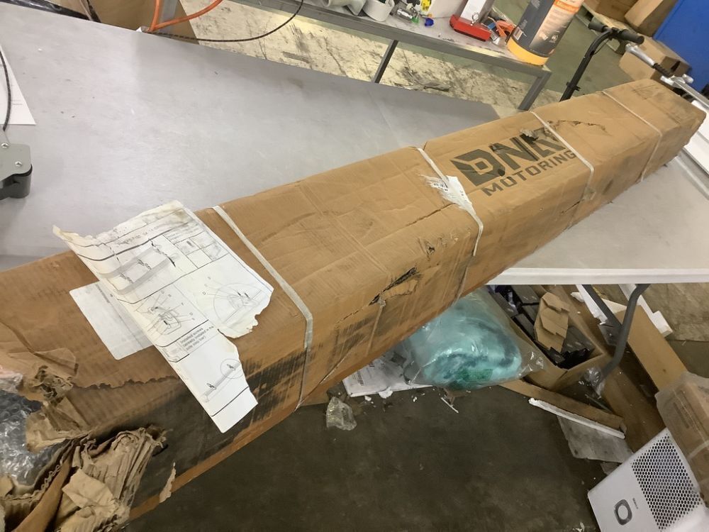 DNA Motoring Stainless Steel 6.25 Inches Pleated Step Bar Running Board for 04-14 F-150 Crew Cab - Image 2 - Lot 77JF