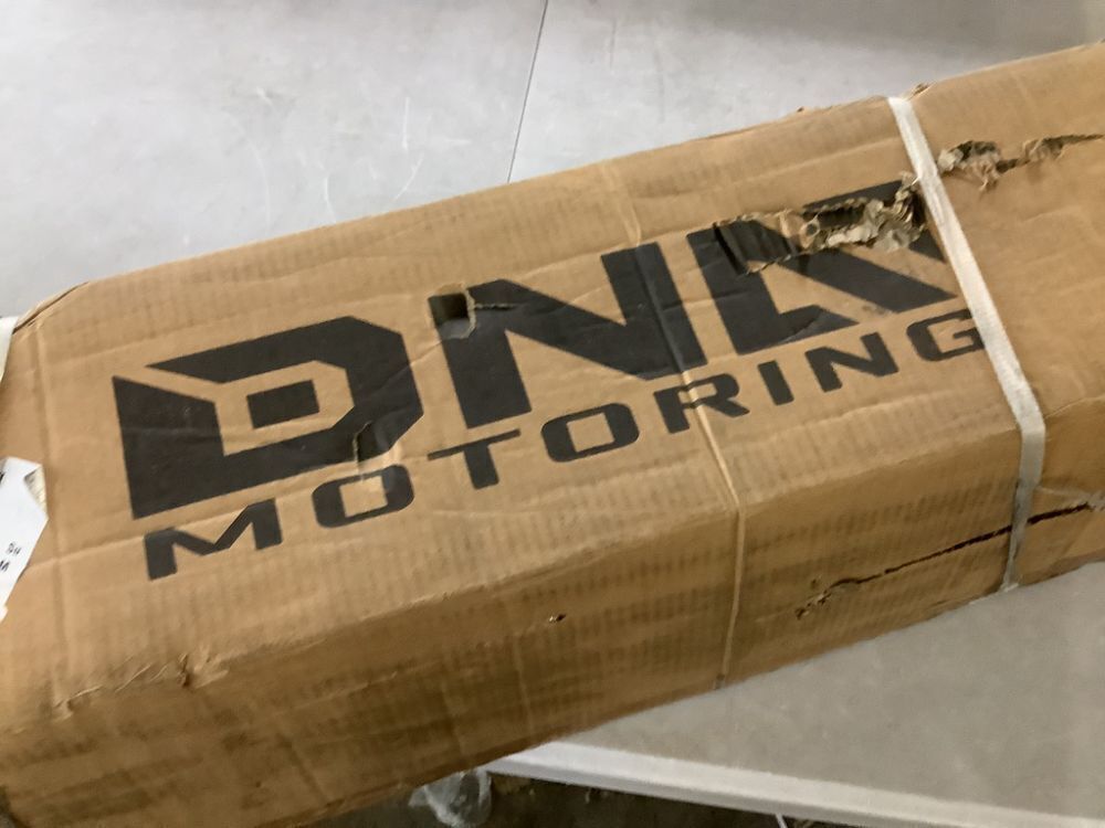 DNA Motoring Stainless Steel 6.25 Inches Pleated Step Bar Running Board for 04-14 F-150 Crew Cab - Image 5 - Lot 77JF