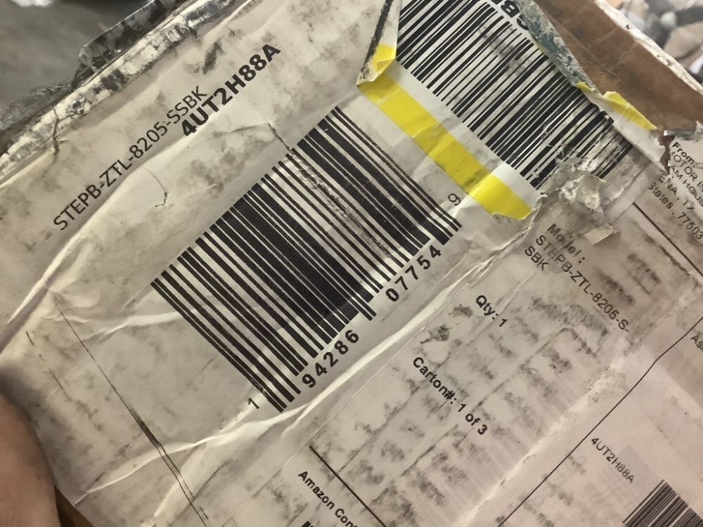 DNA Motoring Stainless Steel 6.25 Inches Pleated Step Bar Running Board for 04-14 F-150 Crew Cab - Image 6 - Lot 77JF