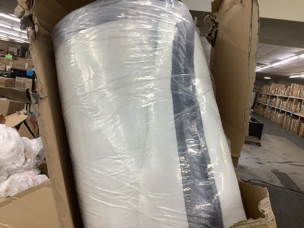 Ninare 12 inch King Hybrid Mattress - Image 4 - Lot 64JF