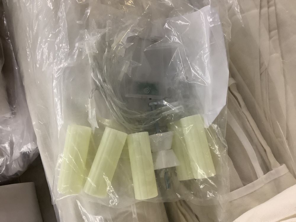 6 Pack Teepee Tent for Kids with Inflatable Airbeds - Image 6 - Lot 67