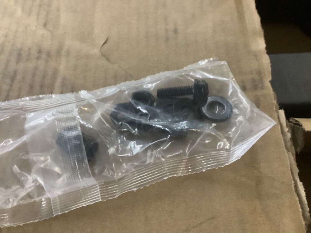 Young E-Bike Rack Hitch Mount Platform Style fits E-Bike with Up to 5-inch Fat Tire, 200 lbs Capacity - Image 6 - Lot 68JF