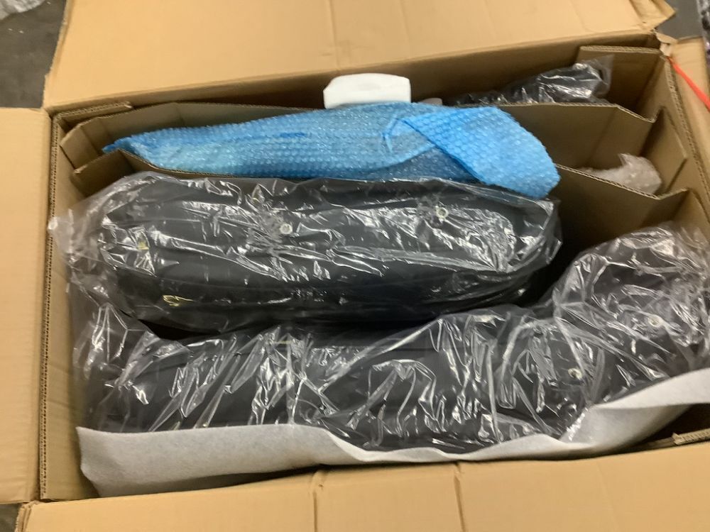 COLAMY Big and Tall Office Chair - Image 3 - Lot 70JF