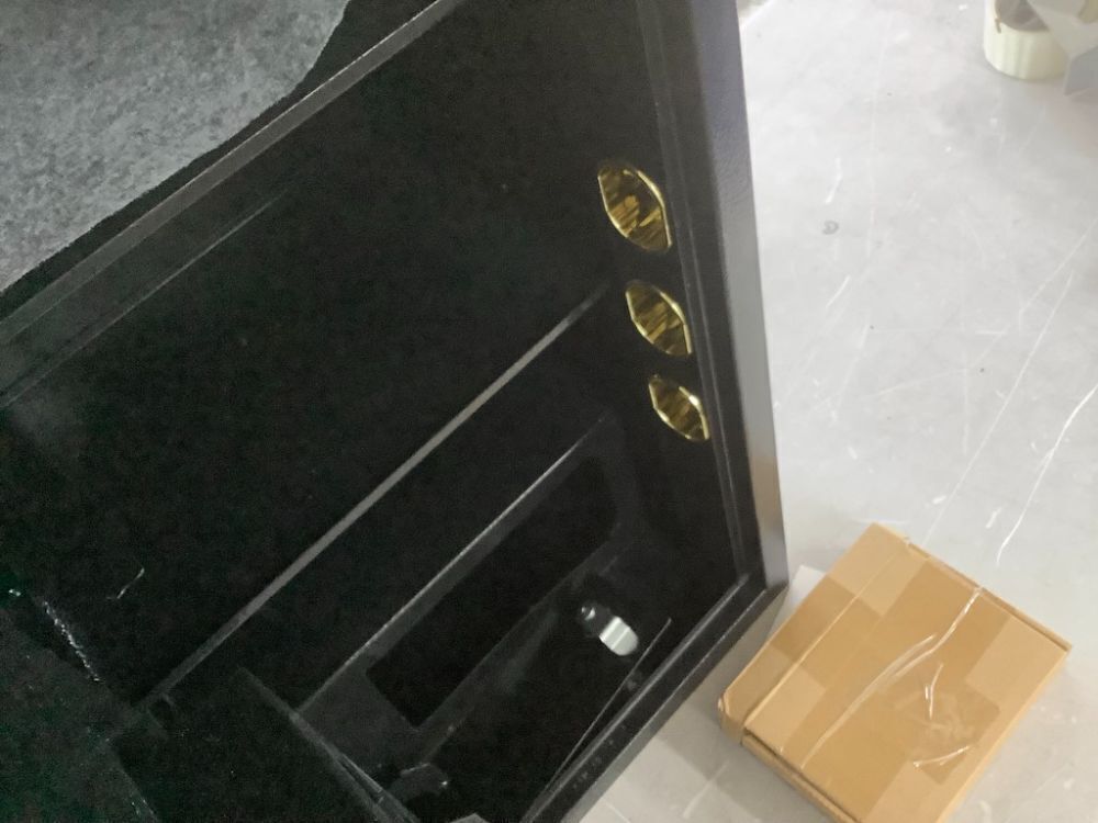 Safe with Electronic Keypad - Image 4 - Lot 125