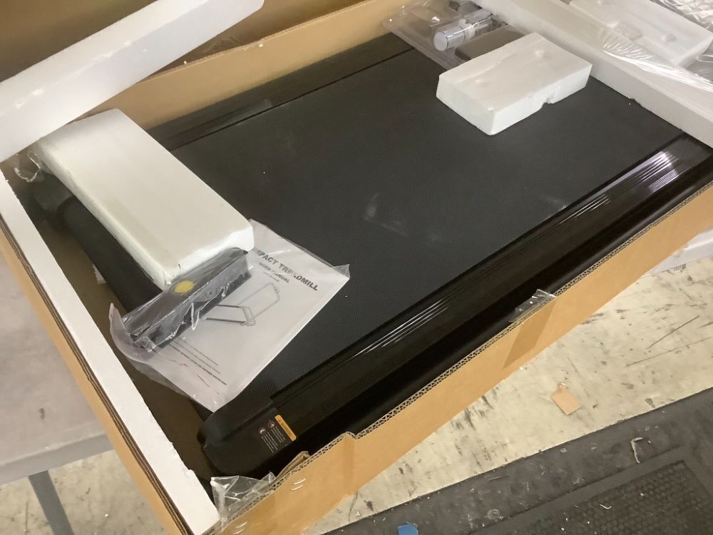 Compact Treadmill - Image 3 - Lot 422