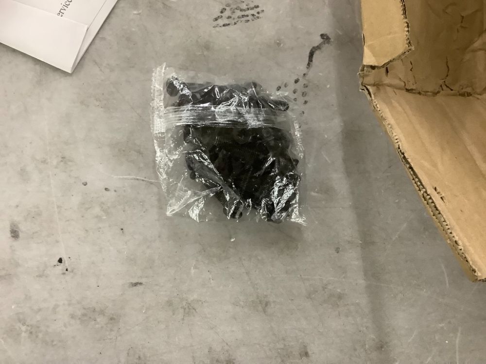 Simple Trending Over The Toilet Storage with Side Rack - Image 6 - Lot 321