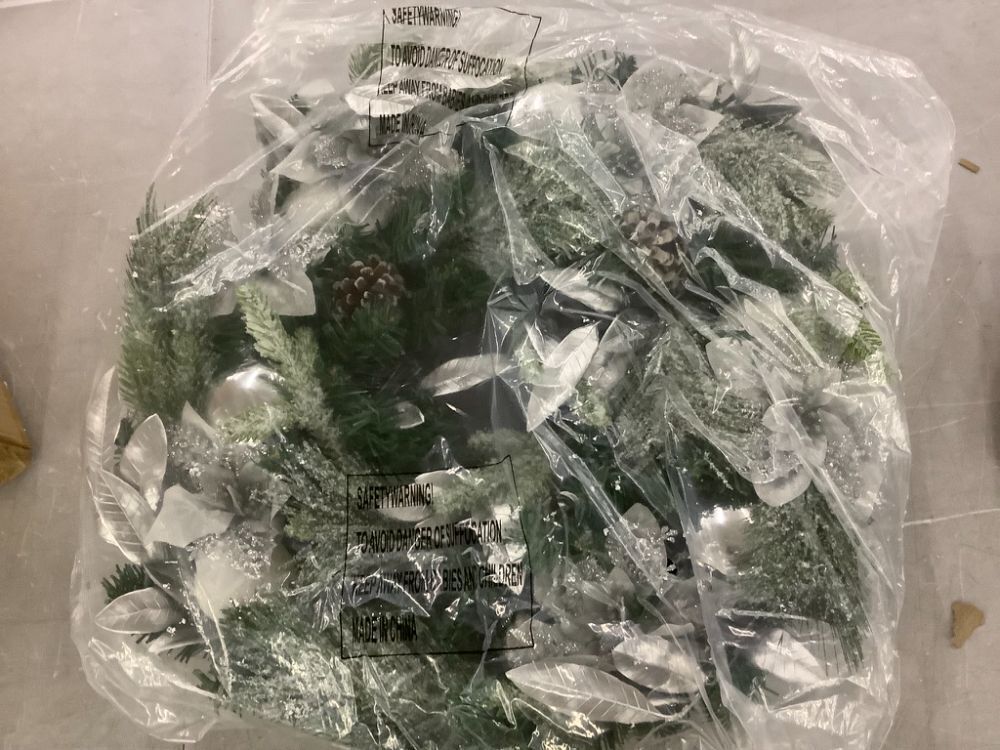 WANNA-CUL Pre-Lit 24 Inch Lighted Christmas Wreath with Silver White Christmas Ball Ornaments and Poinsettia Flowers - Image 2 - Lot 326