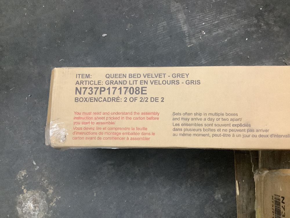 Harper & Bright Designs Gray Wood Frame Queen Size Velvet Upholstered Platform Bed - Image 4 - Lot 23JF