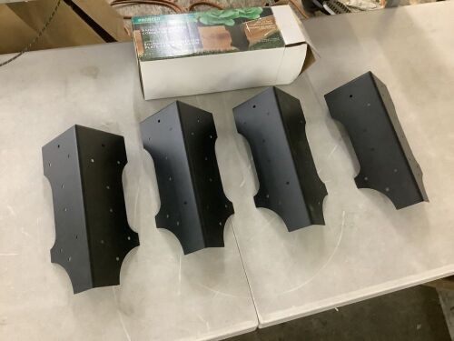 Panacea Black Metal Corner Brackets to Build your Own Raised Garden Bed, Set of 4 - Lot 764